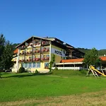 מלון Gasthof-hotel Bramosen וויירג